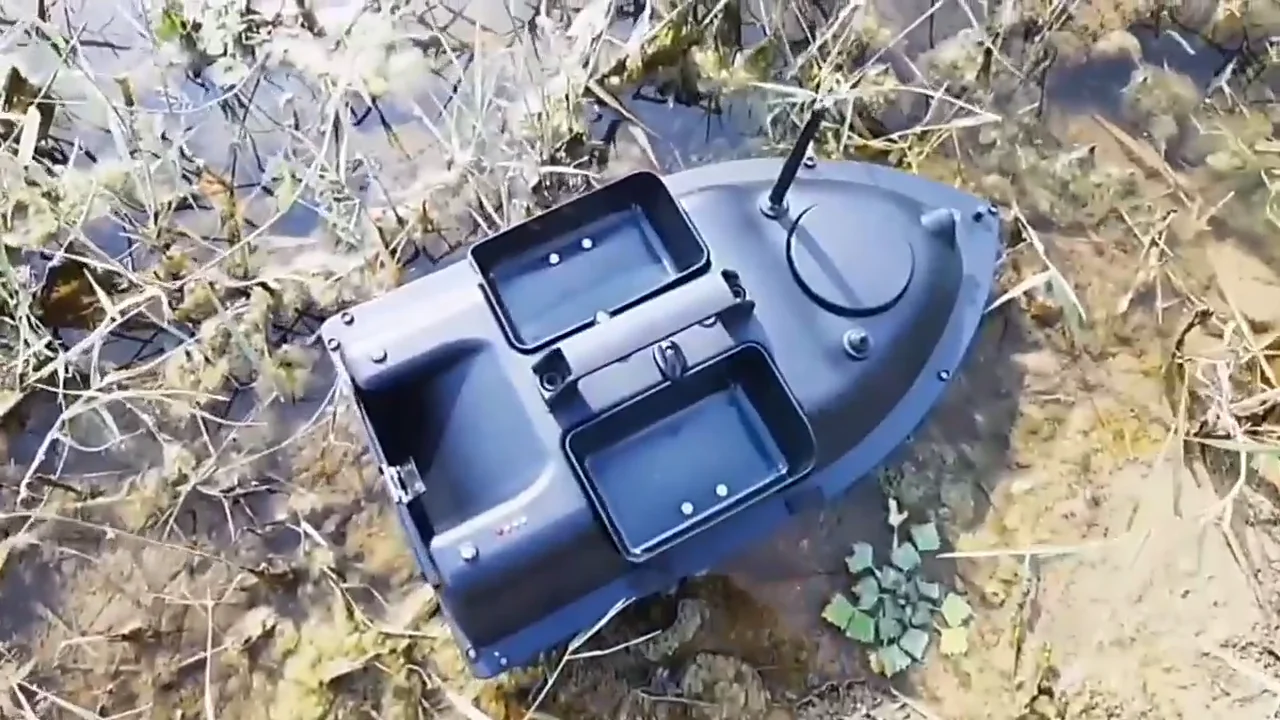 Flytec 500m Saltwater Gps Rc Bait Boat With Fish Finder And Gps 8 Hours