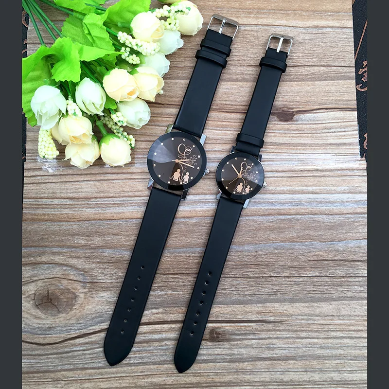 Wholesaler cheap cute pair watches for couples popular casual quartz couple watches are big and sma romantic couple watches