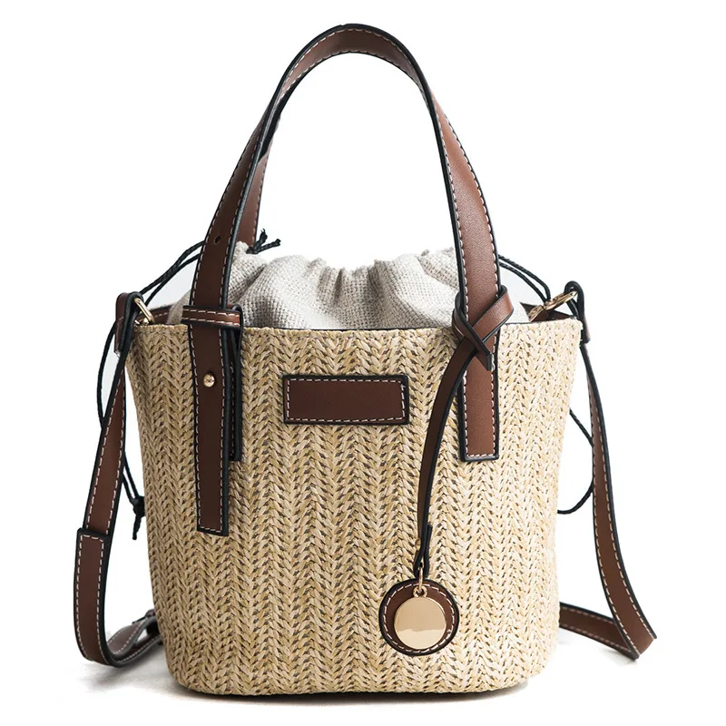 Bolsos y Capazos de Palma Personalizada con piel de vaquetilla.