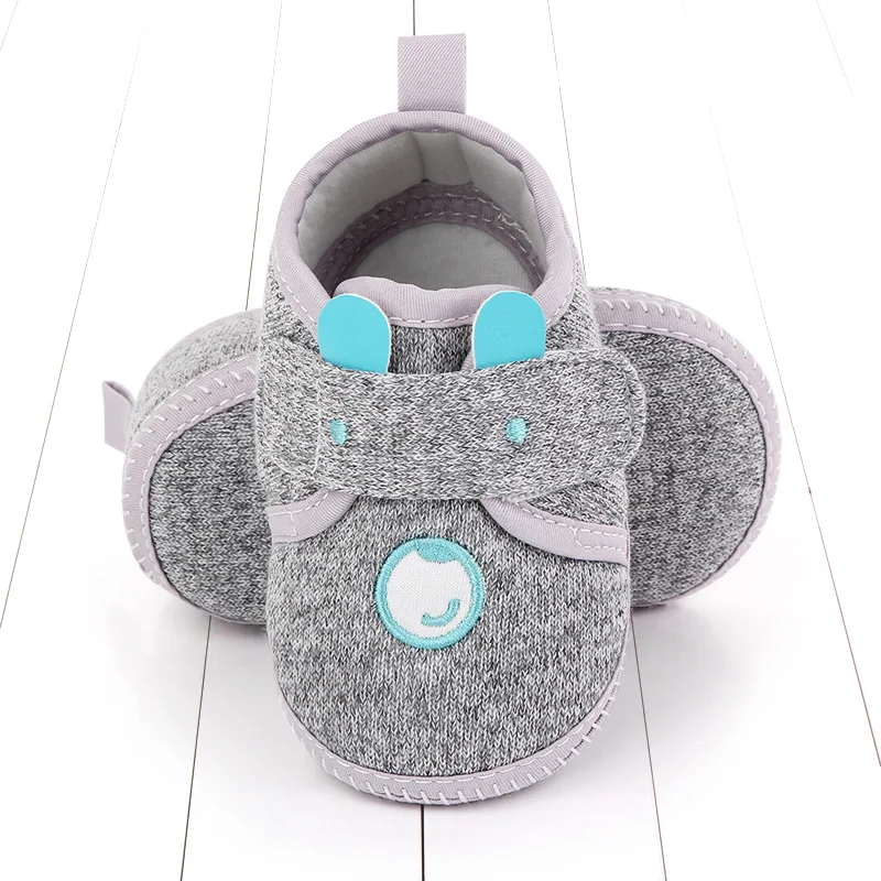 Wholesale Cute  Animals Soft Sole Fancy  Infant Newborn Baby Shoes for Boy and Girl supplier
