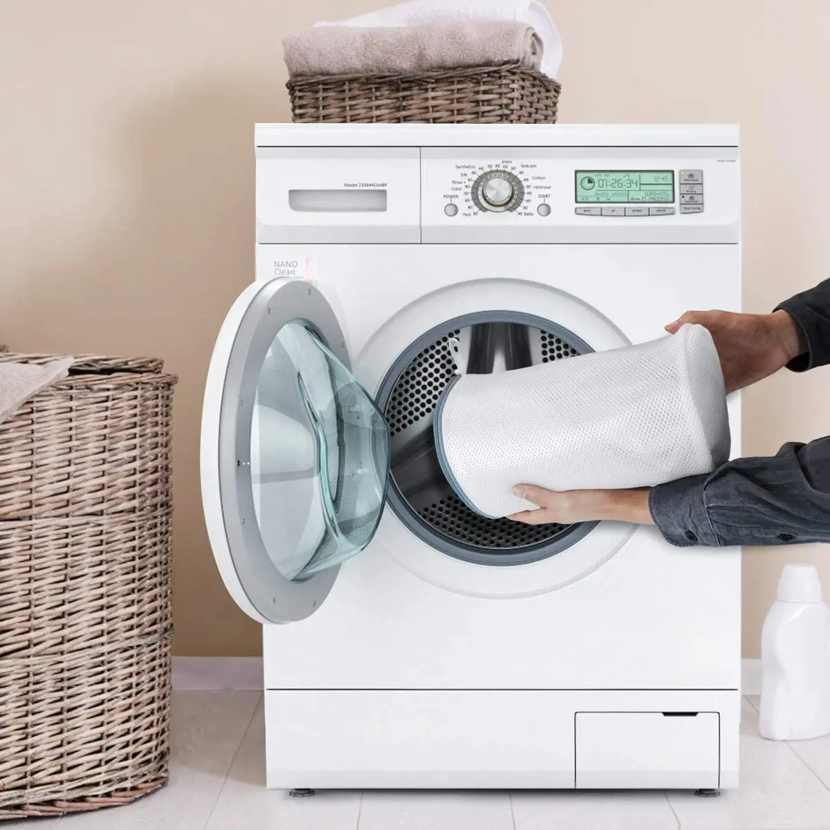 3d Microfiber Laundry Bag Useful For Shoes Zippered Mesh Shoes Wash