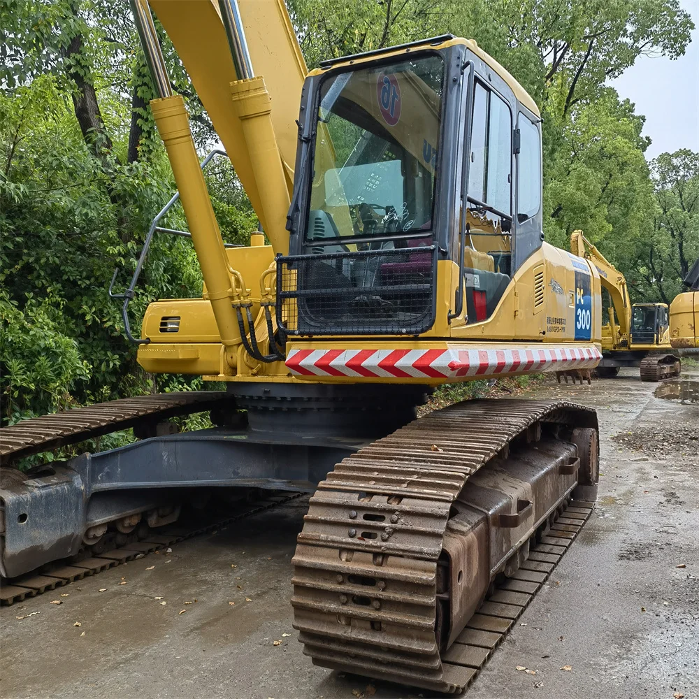 Used Excavators 30t Komatsu Pc300 Japan Large Type Earth Digging ...