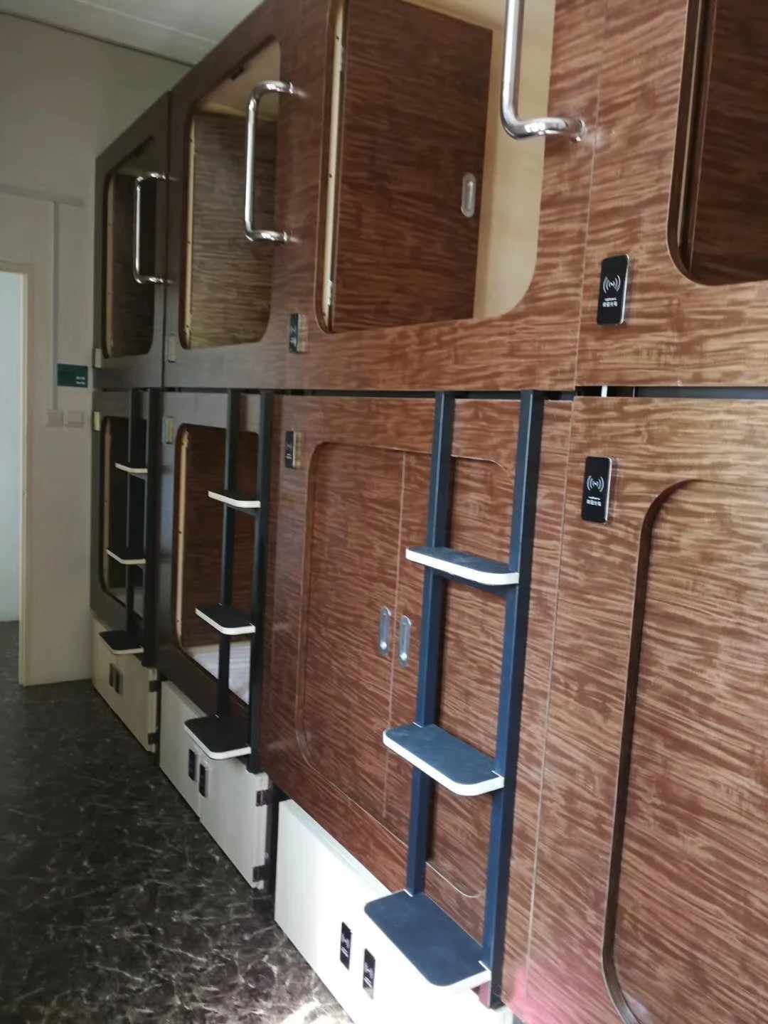 Space Wood Capsule Hotel Soundproof Capsule Bunk Bed Buy Capsule Bunk