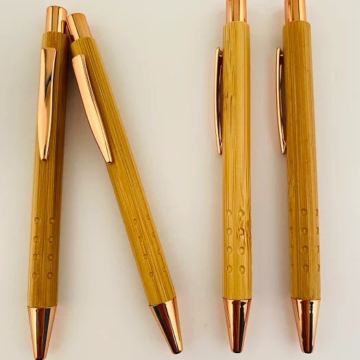 
2201 Promotion bamboo pen with golden clip 