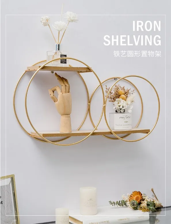 Sitting Room Of Europe Type Style Restores Ancient Ways Originality Wall Hangs Iron Rack