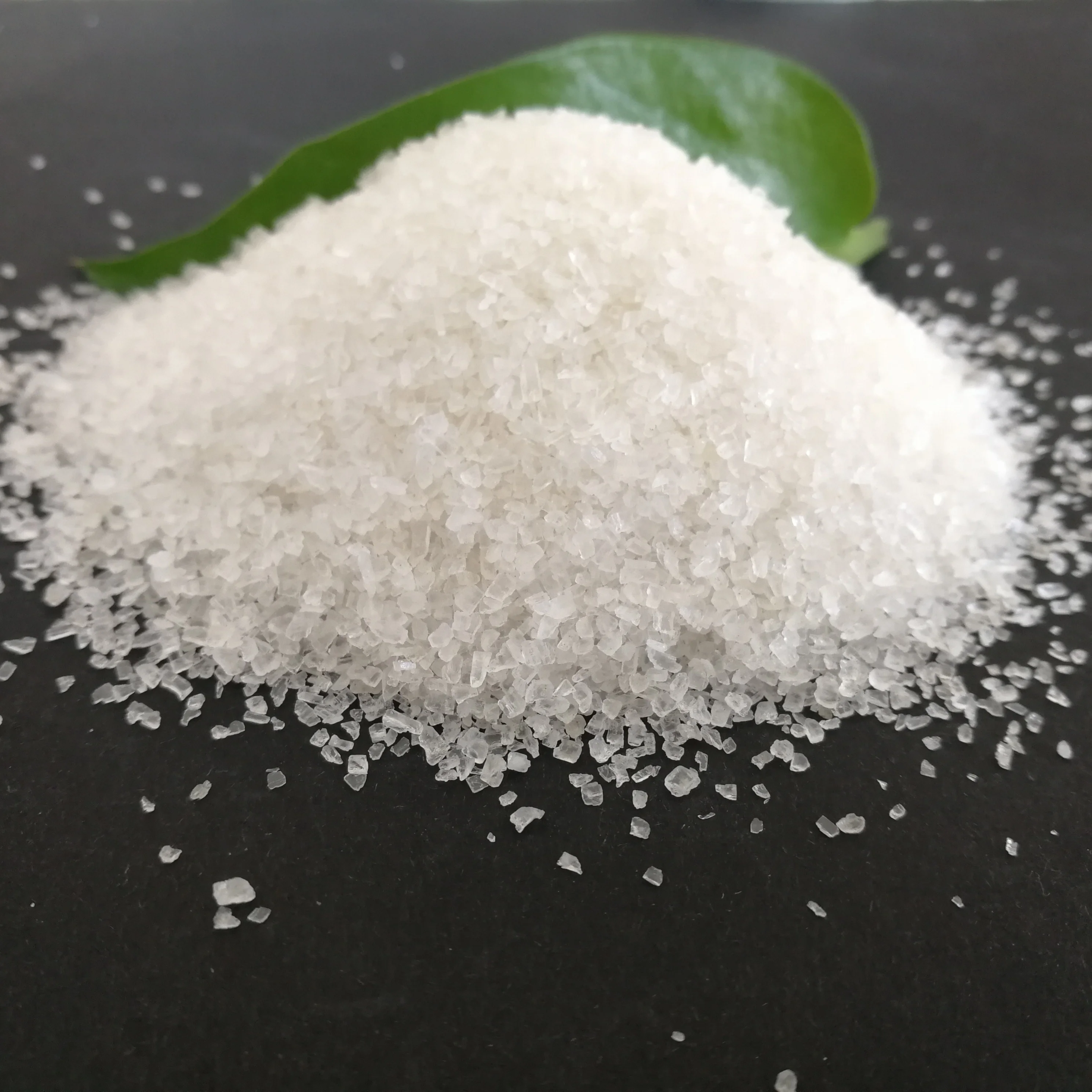 Соль плотная. Хлористый натрий это соль. NACL соль. Хлорид натрия соль. Хлористый натрий NACL.