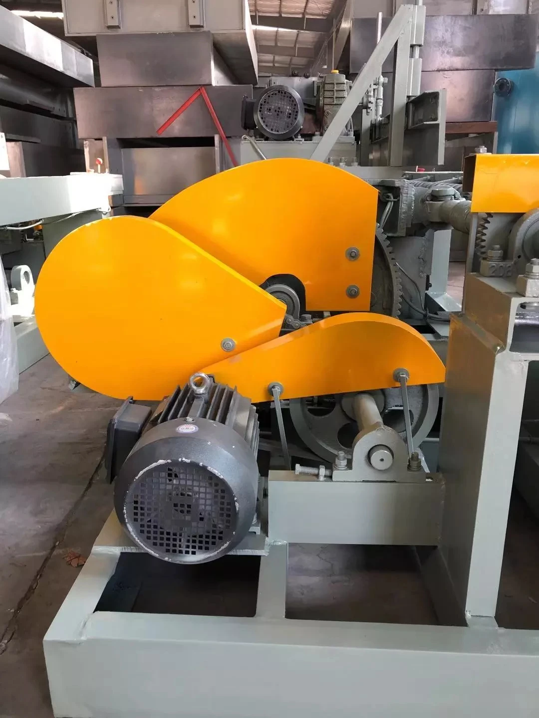 木工木材剥皮机主轴单板车床阿根廷印尼菲律宾泰国越南马来西亚