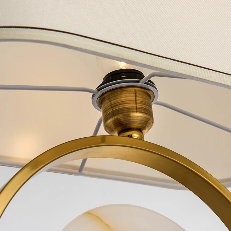 Unique Products 2020 Cheap Price  High Quality  Hotel Bedroom Elliptic Fabric Shade Table Lamp