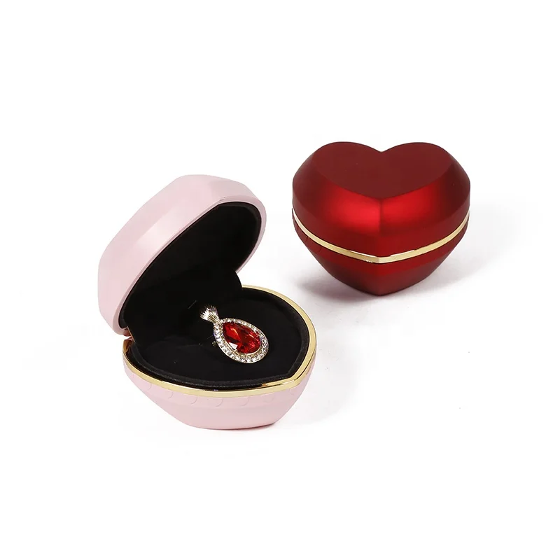 Wholesale fashion heart shape wedding pendant ring jewelry box with LED-1.jpg