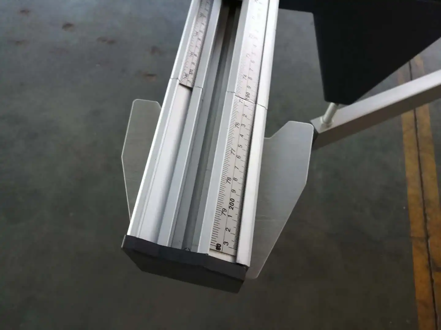 High-accuracy Wood Cutting Sliding Table Panel Saw Ruler Machine