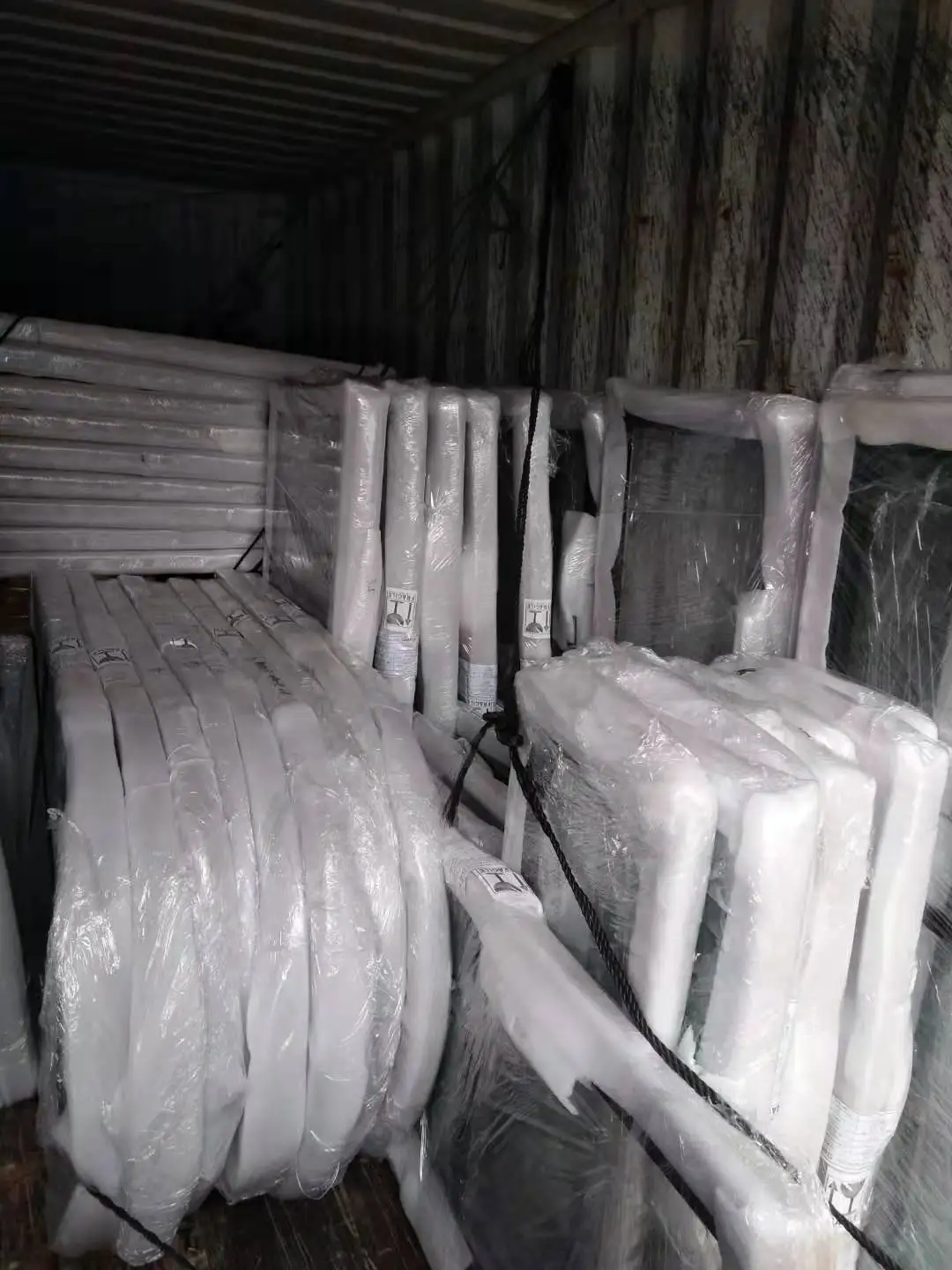 c064 窗口处理门窗中国的铝配件 材料 铝合金 完成 粉末涂料 包装 箱