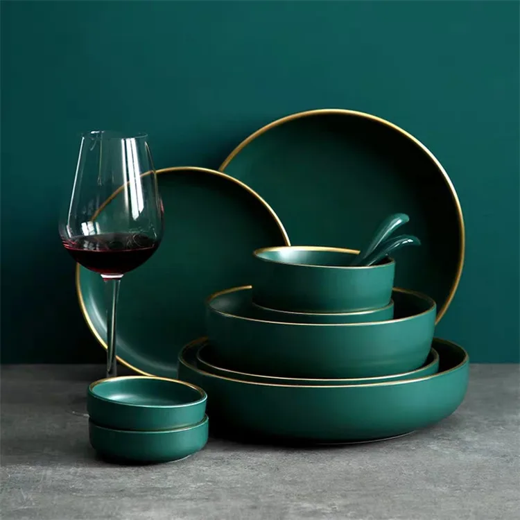 Modern turquoise color handmade gold rimmed porcelain round royal dinner set 