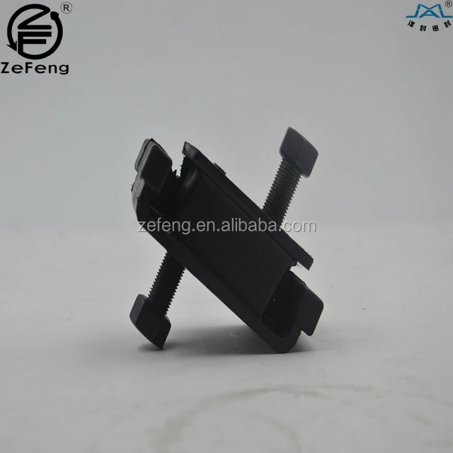 Forklift Spare Part Engine Mount 41261-30510-71 for Toyota