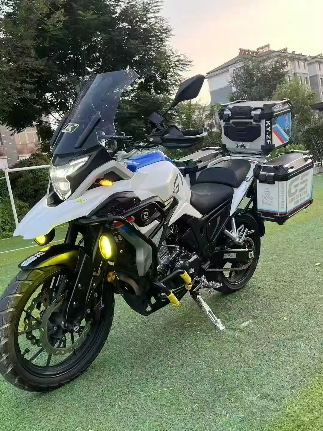 Second-Hand 4 Stroke Touring Motorcycle for Long-Distance Travel ...
