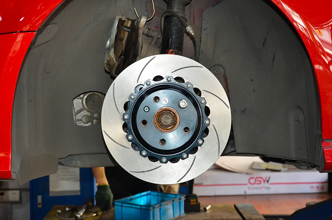 大制动套件 bbk 刹车系统垫盘式卡钳 6 活塞 p40s 用于 17英寸轮 au