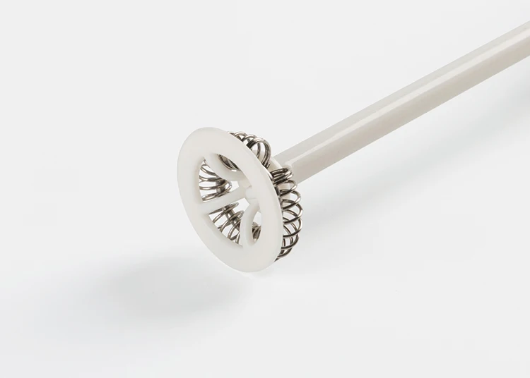 High Quality Eco-friendly Kitchen Utensils Natural Kitchen Gadgets High Speed Battery Operated Egg Milk Frother Coffee Mixer 