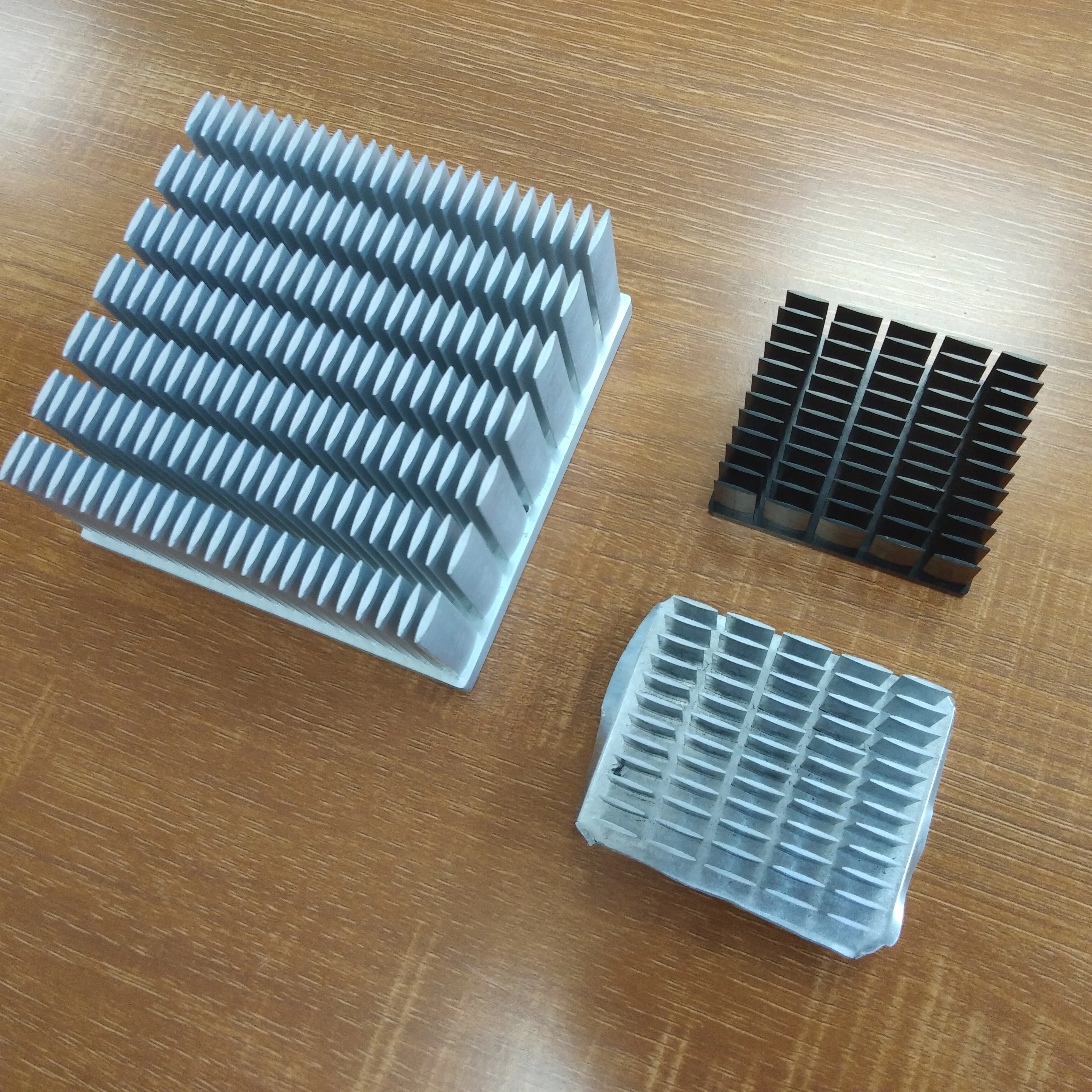 冷锻平方电子散热器的纯铜材质 - buy 铜黄铜散热器,铜冷锻散热器,led