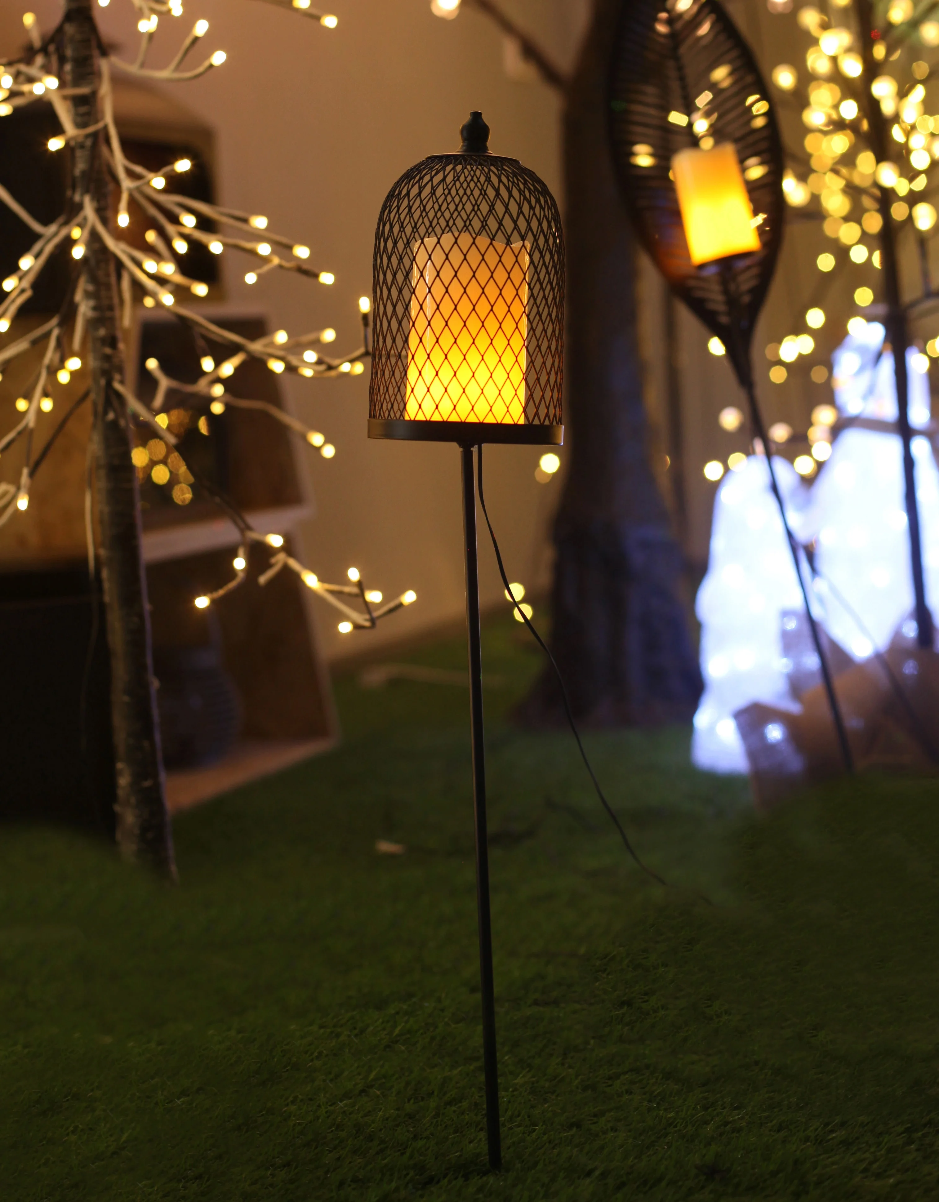 Newish Dia12*81cm Weatherproof Metal Cage Decorative Garden Stake Light Timer Function With