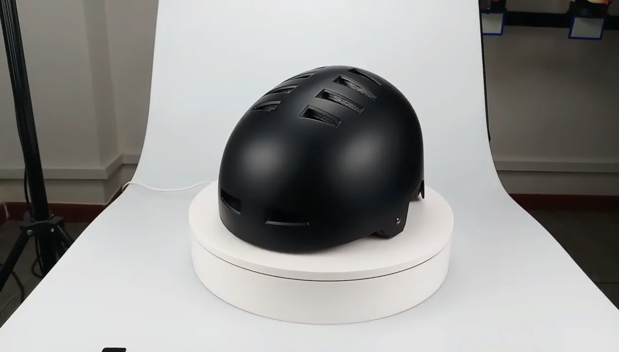 Customize Adult Skateboard Skating Helmet For Roller Skate Electric