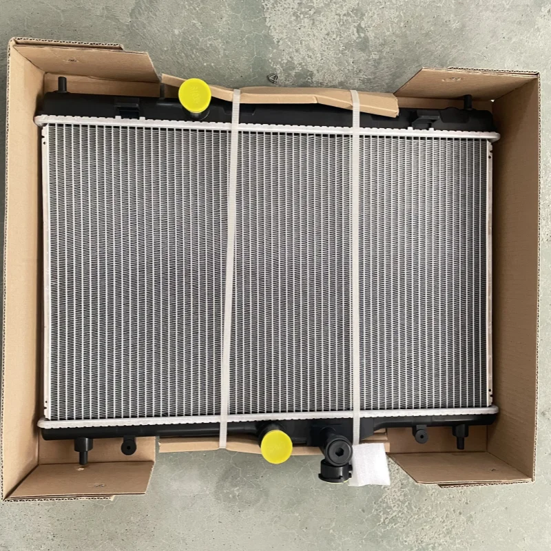Genuine Nissan Radiator for CUBE (Z12) JUKE (F15) OEM 21410-EW000