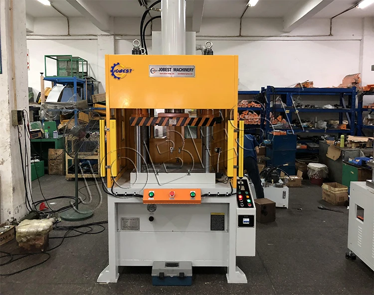 Four coluumn 04 .jpg