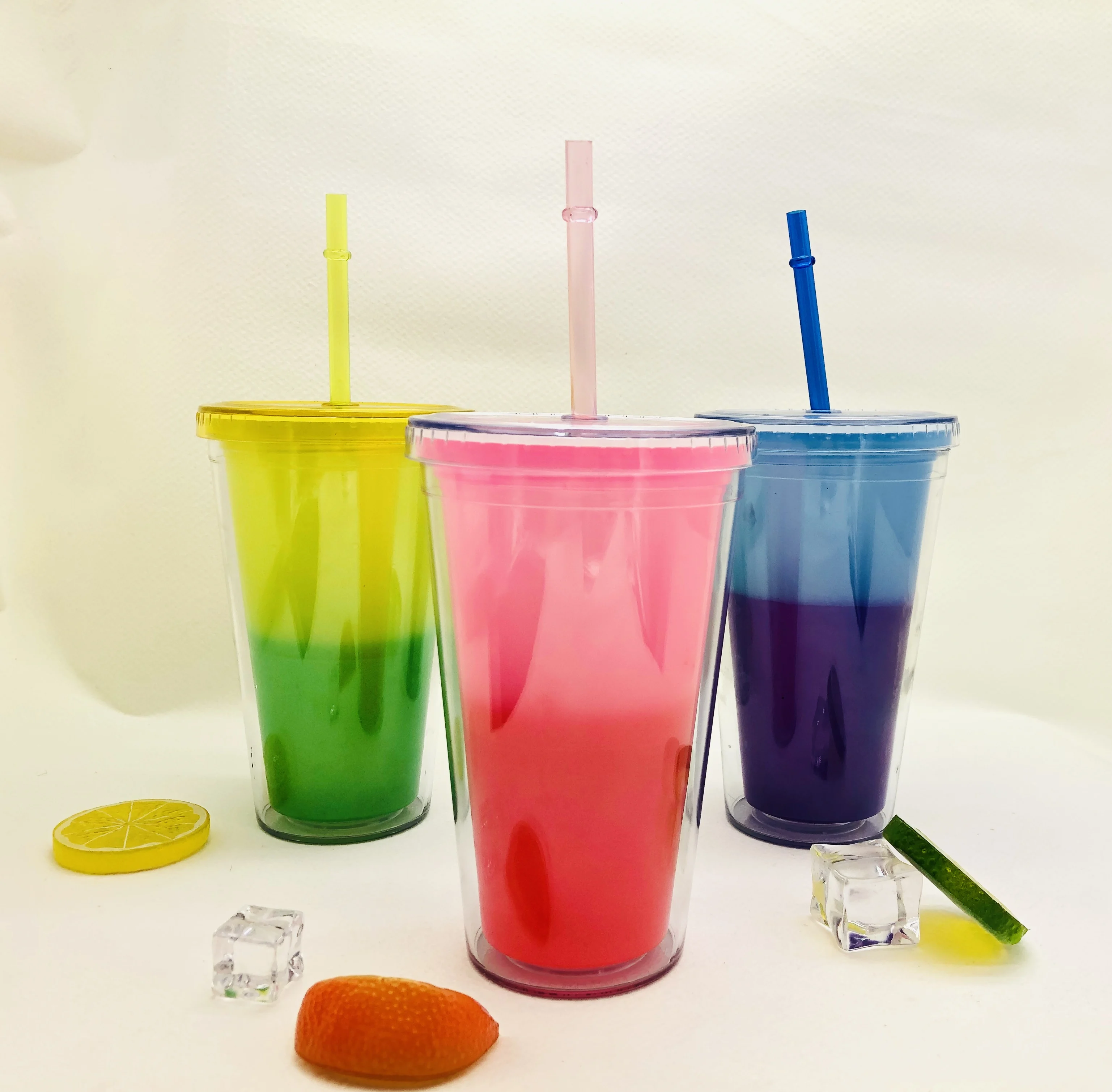 600毫升变色牛奶吸管杯双绝缘塑料杯定制创意礼品凝胶杯