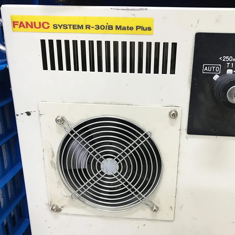 Cnc Original Fanuc Robot Controller Lr Mate 0 Id A05b 2651 B011 Buy A05b 2651 B011 Fanuc Robot Controller A05b 2651 B011 A05b 2651 B011 Product On Alibaba Com