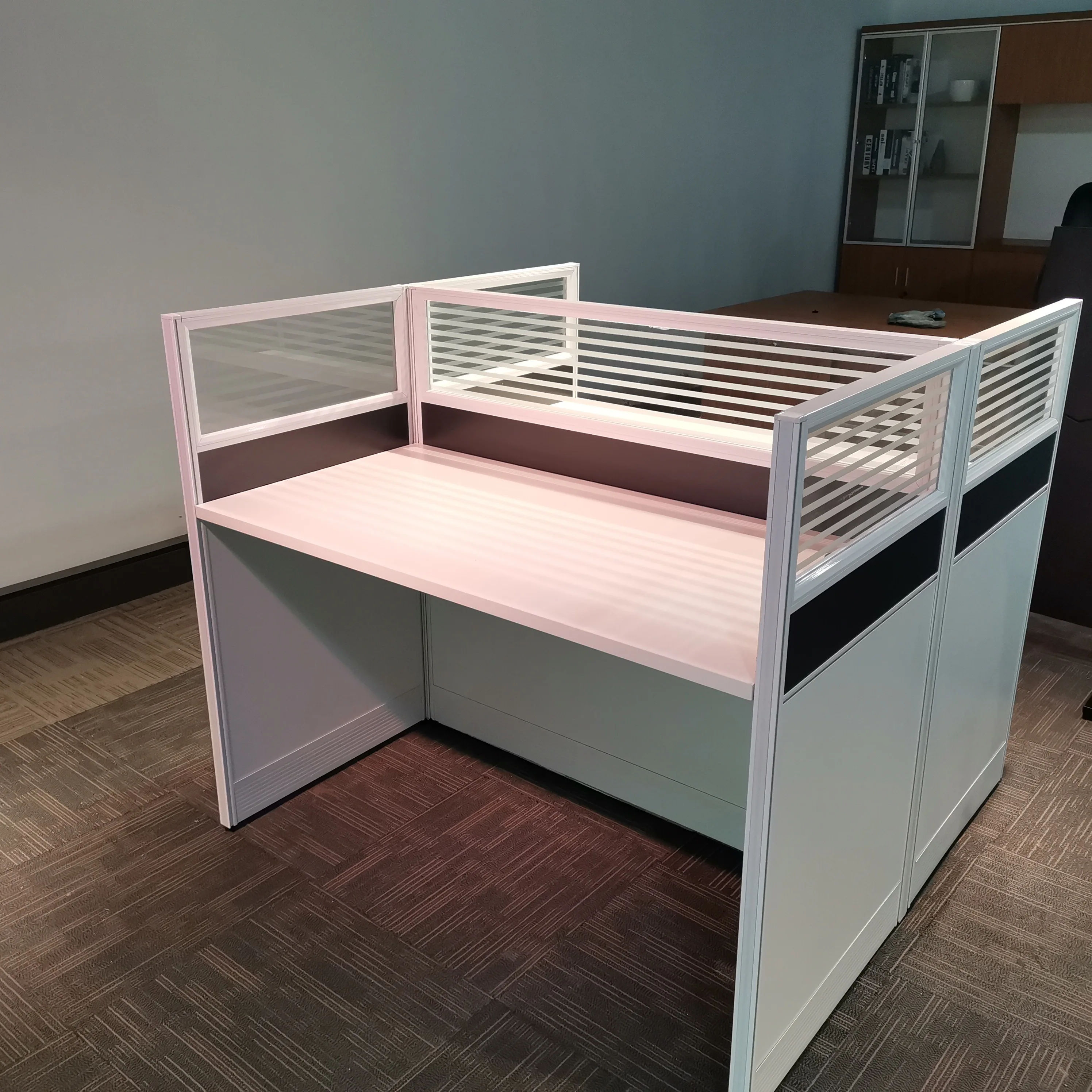 2人工作站办公桌2座隔间工作站办公桌