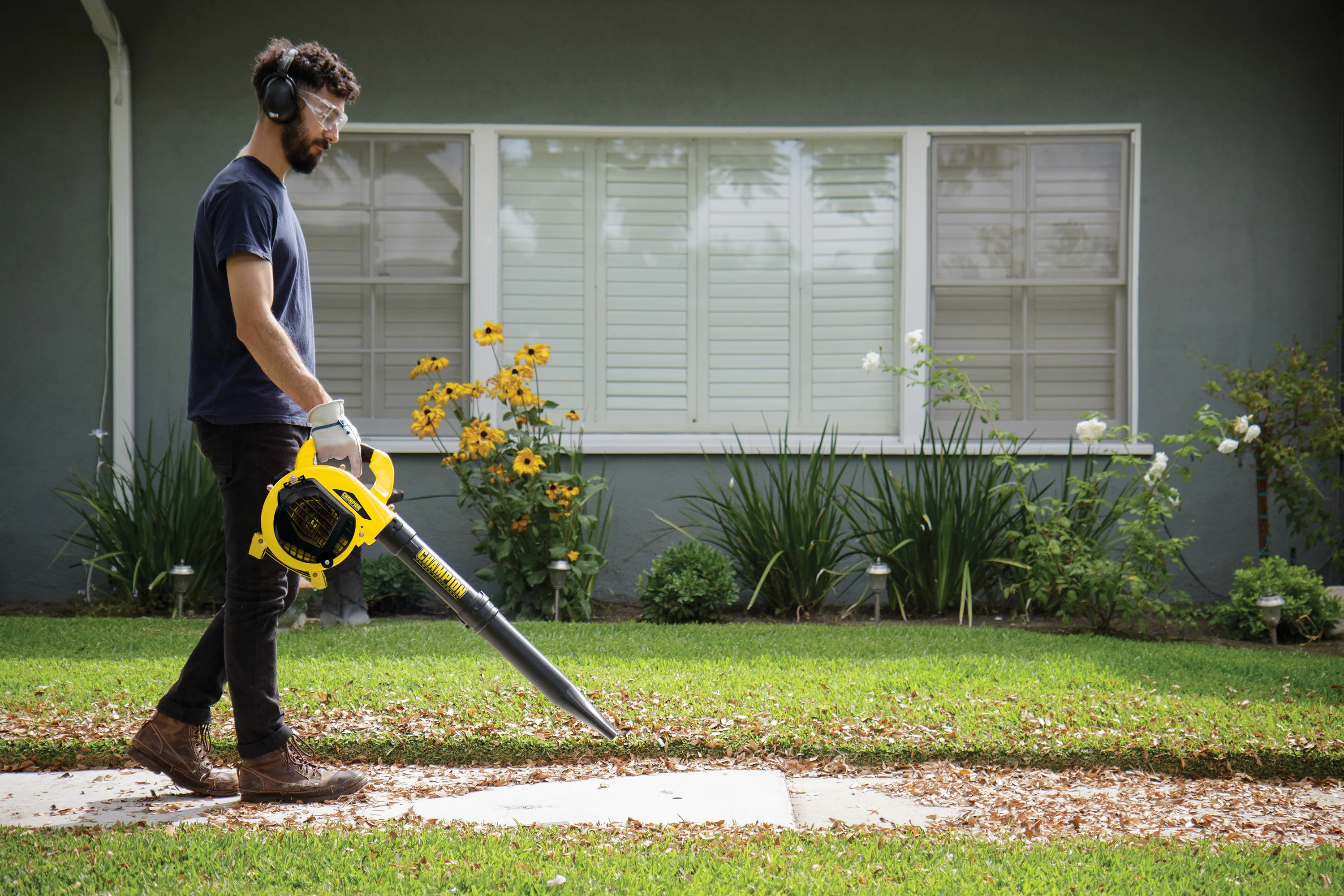 Leaf Blower Porn