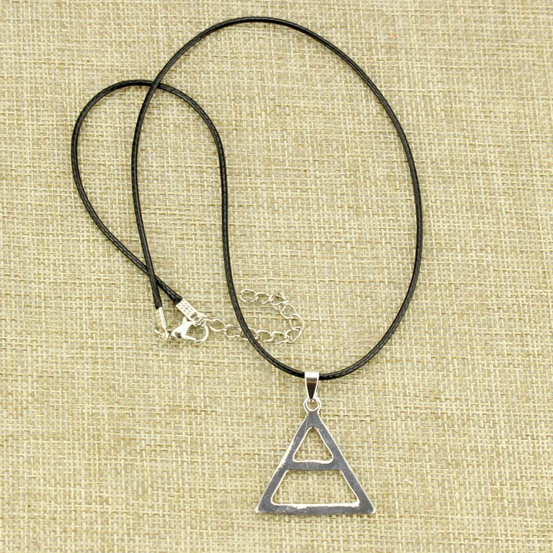 30 Seconds To Mars Triad Triangle Silver Necklace Echelon Pendant Jared Leto Buy 30 Seconds To Mars Necklace 30 Seconds To Mars Triad Triangle Necklace 30 Seconds To Mars Silver Necklace Product On Alibaba Com