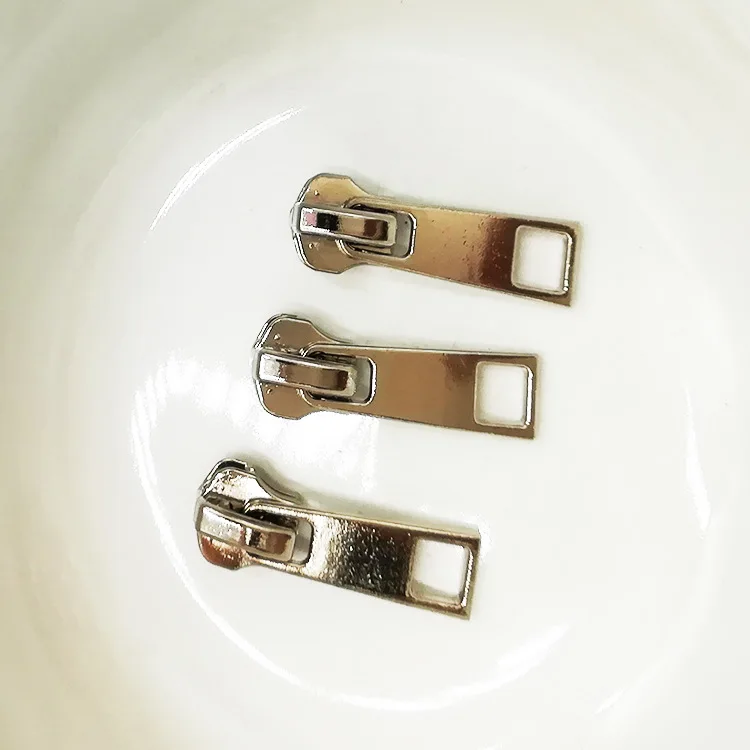 时尚装饰服装拉链拉手/定制金属拉链拉