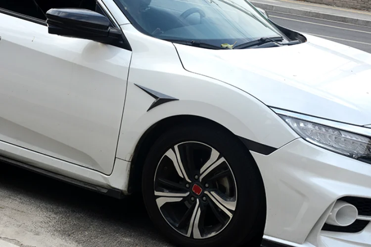 汽车外前挡泥板侧面贴纸空气出口通风口装饰本田思域配件 10th 2016