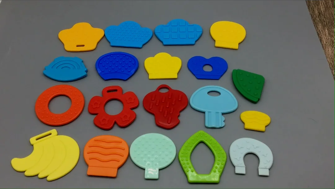 Green Leaf Handmade Toy Parts Plastic Baby Silicone Teether Plastic Teether Baby Teether Chew