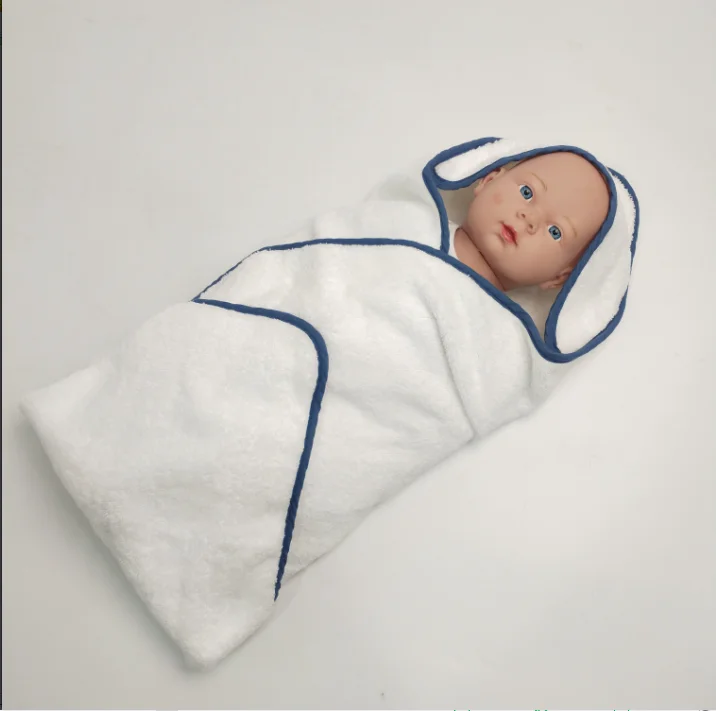 2020 High Quality Newborn Baby Hooded Towel Blanket Set Include Bibs