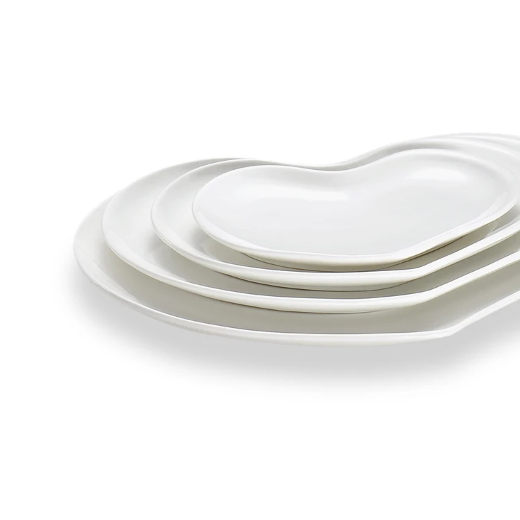 High quality porcelain dinner dish restaurant ceramic white heart shape plate for wedding event