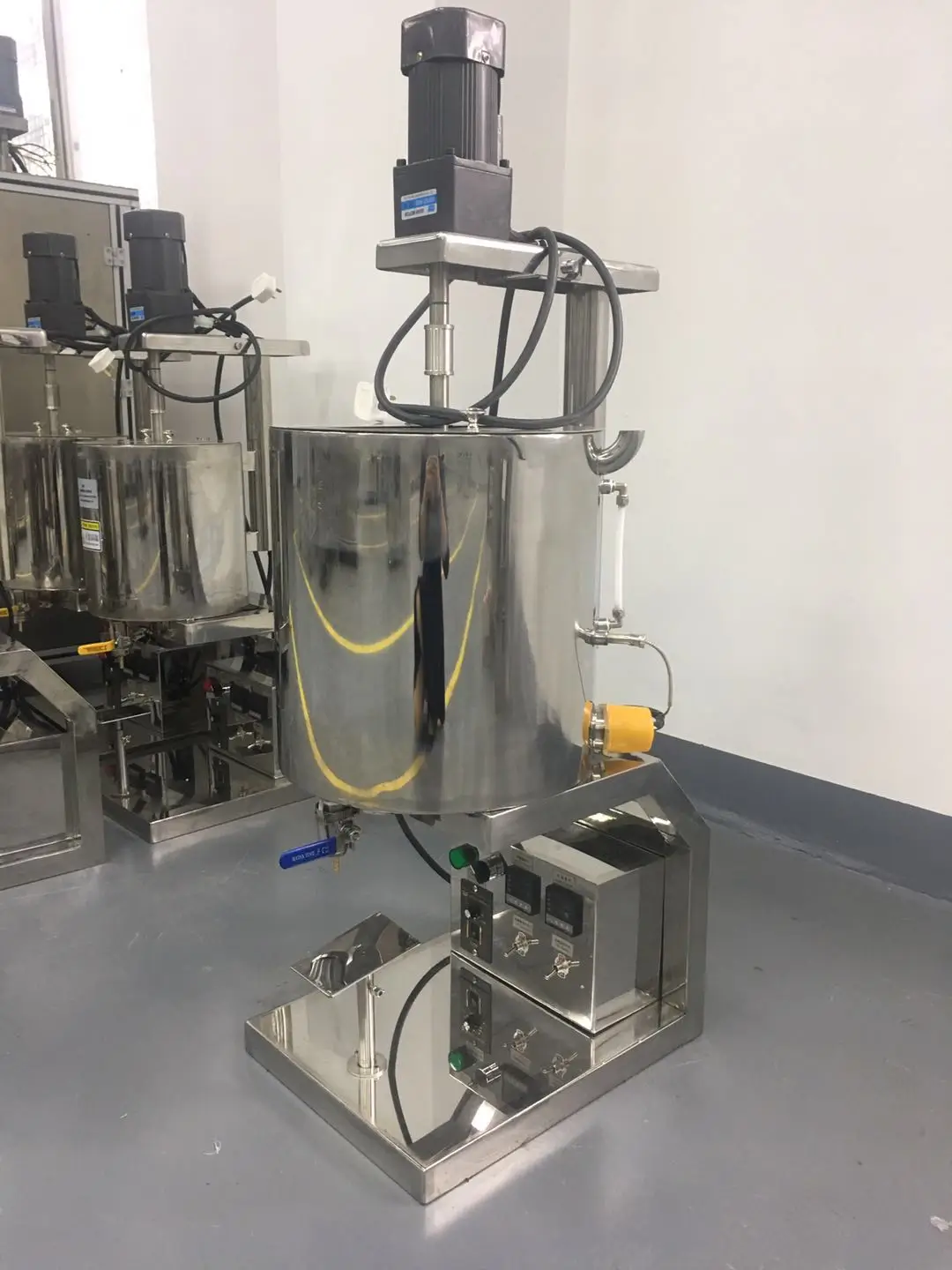 Factory Price Manual Lip Balm Filler Machine,Cosmetic Lip Gloss