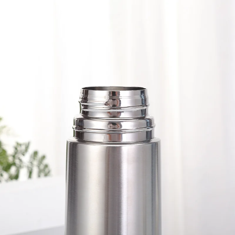 vacuum bottle2.jpg