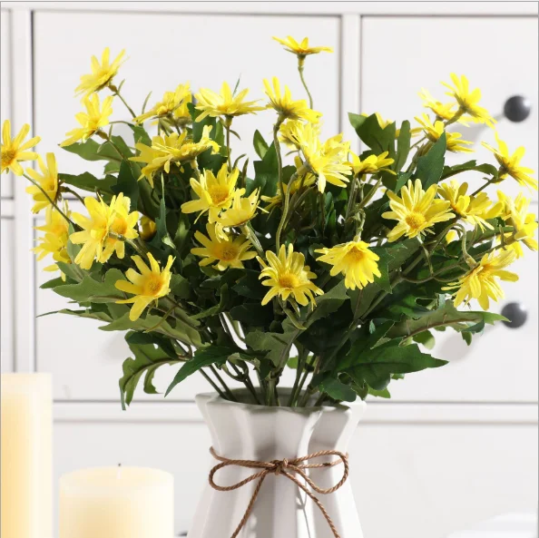 Factory Directly Selling 9 Heads Silk Bulk Artificial Flowers Daisy