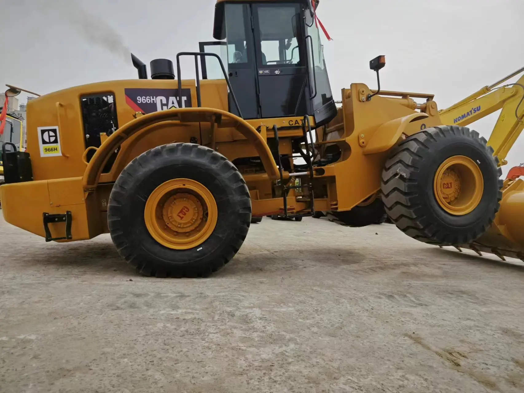 Cheap Price Caterpillar 5ton Payloader Cat 966h Wheel Loader Originally Made In Japan In