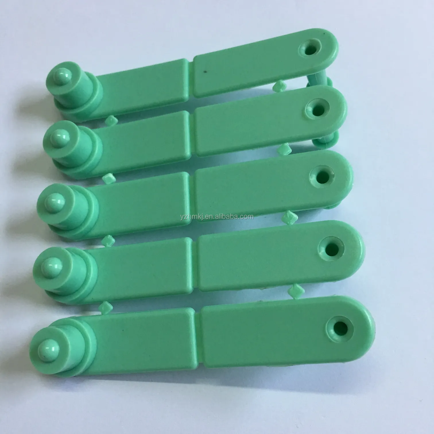 sheep ear tag   (2).jpg