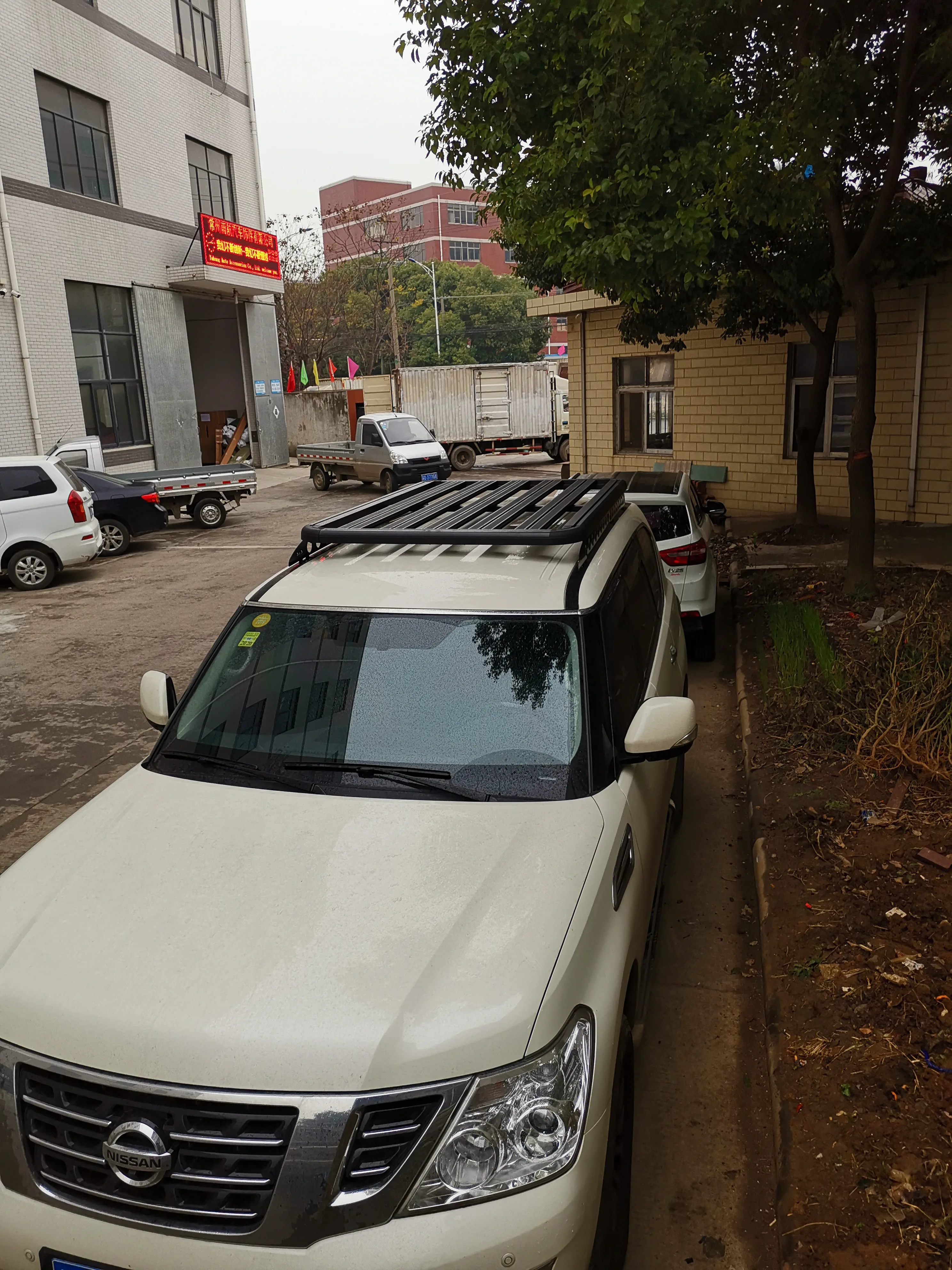 prado flat roof rack