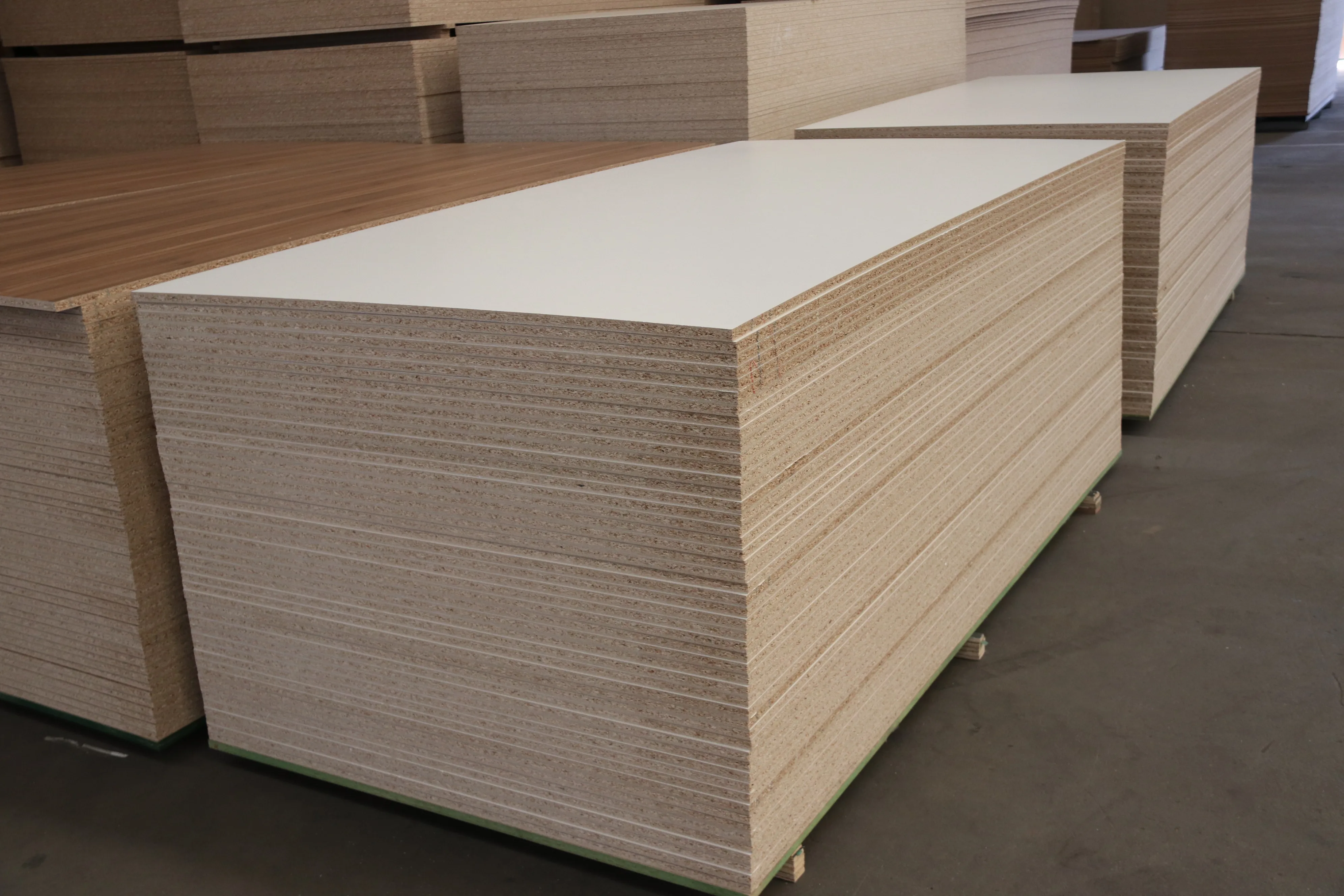 white melamine particleboard - .JPG