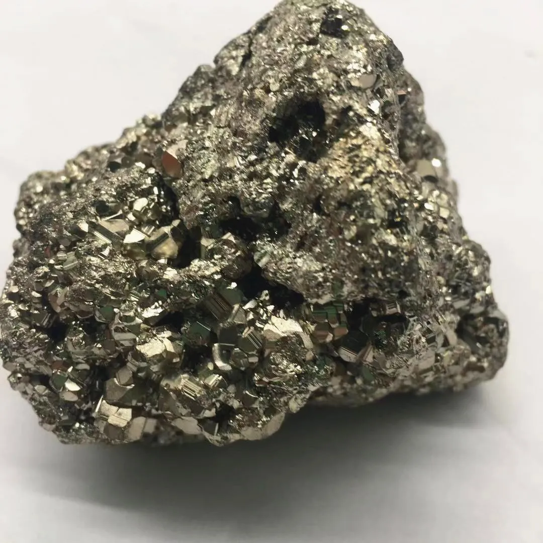 批发天然铜黄铁矿翻滚的石头矿物标本的装饰