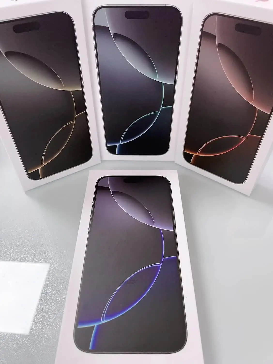 iPhone16Plus本体　箱つき iPhone16Plus本体 箱つき iPhone16Plus本体 箱つき iPhone 16 Plus