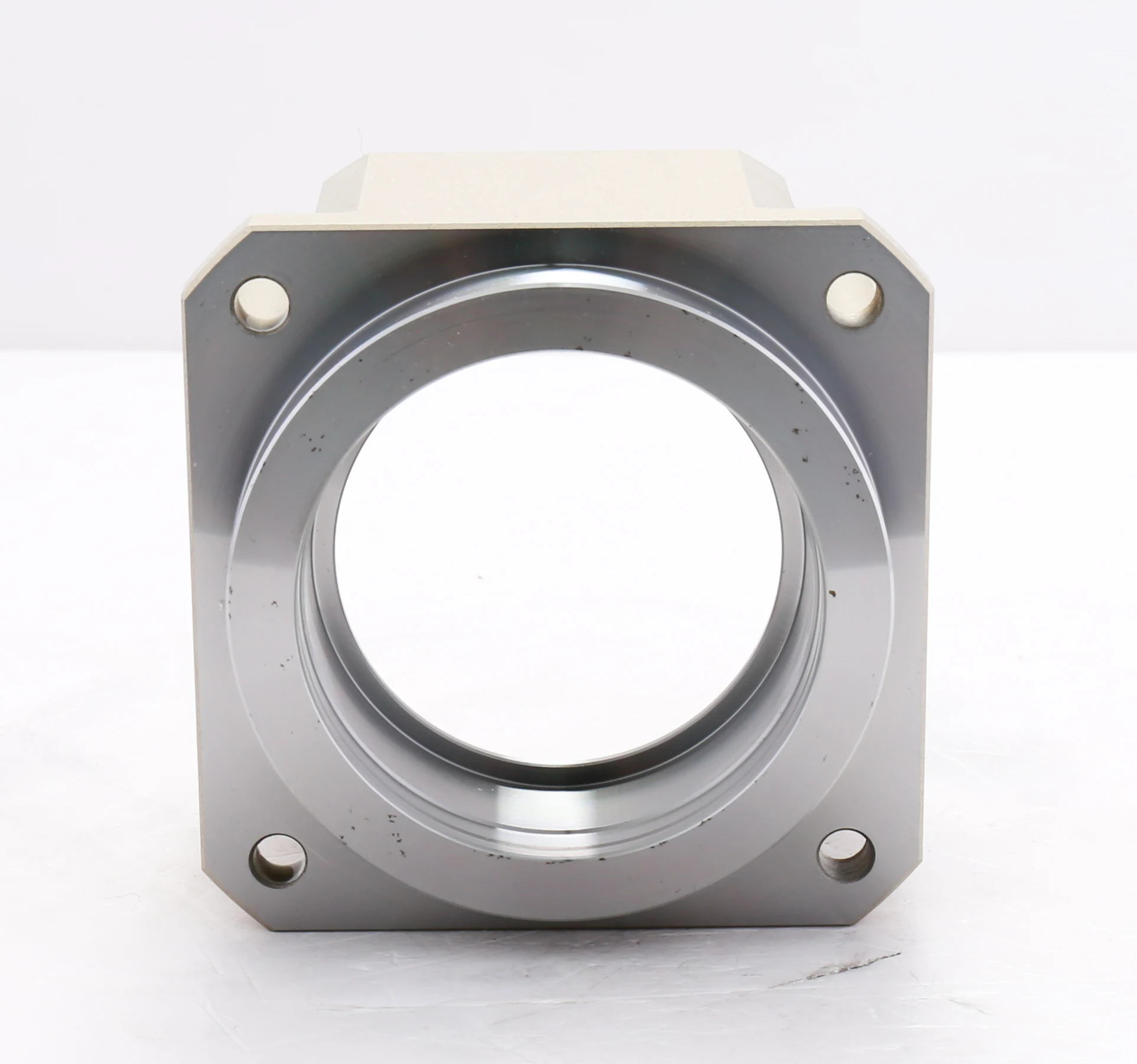 ZDWE Series 60mm Round Flange Right Angle Planetary Gearbox Reducer , One Stage Reduction Ratio 3:1-10:1 For Servo Motor