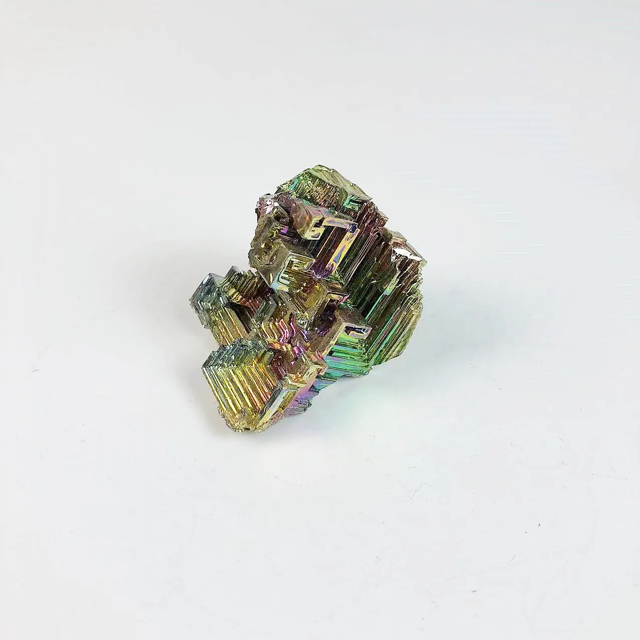 批发高品质天然治疗宝石彩虹铋矿石原石水晶出售 - buy rainbow