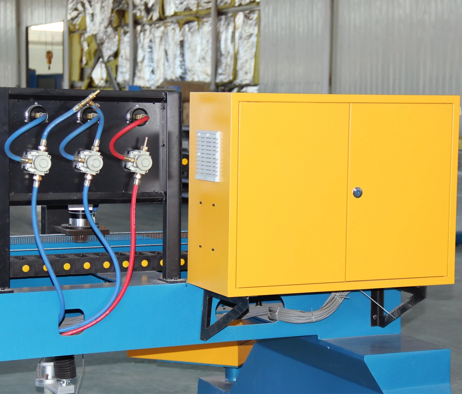 多火炬门式数控气体切割机与 9 火把直切出售 - buy 龙门数控气体切割