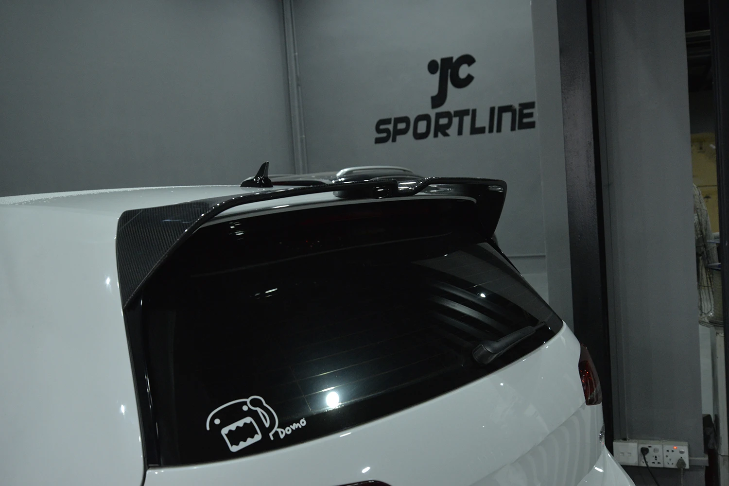 Carbon Fiber MK7.5 Roof Spoiler for Volkswagen Golf R VII GTI 2014-2019 ...
