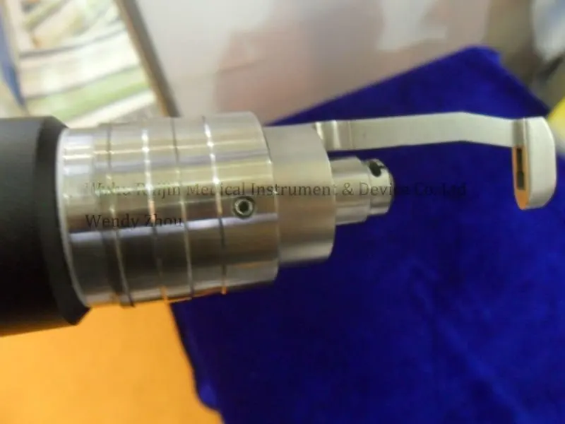 sternum saw 1.jpg