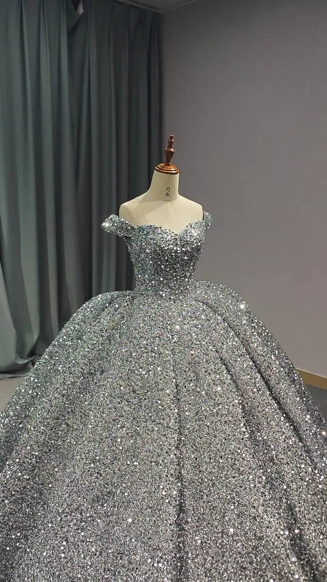 Silver Off Shoulder Sleeveless Luxury Evening Dresses Sequined Women Bridal  Gowns 1197